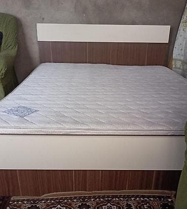 taxt qravat: İşlənmiş, İkinəfərlik çarpayı, Bazasız, Matras ilə, Siyirməsiz, Türkiyə — 1