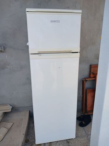 qabyuyan beko: Beko iki qapılı soyuducu - Üst hissədə ayrıca dondurucu bölmə (rafla) — 1