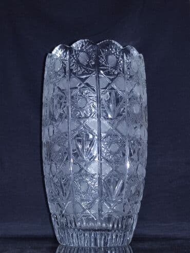 nar gülü: Bir vaza, Xrustal — 3