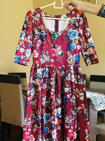 Личные вещи: Qadın paltarı – qırmızı rəngli, çiçək naxışlı - Stil: taxtalı ətəkli — 2