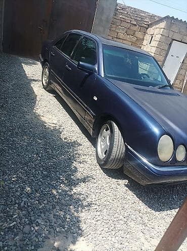 Mercedes-Benz E-Class: 2.3 l | 1996 il Sedan lalafo.az -da Mercedes-Benz E-Class: 2.3 l | 1996 il Sedan