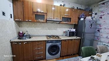 Кухонные гарнитуры: Seliqelidir, qaz peci, moyka, aspirator ustunde verilir. Elaqe — 1