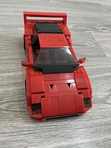 panda oyuncaq: LEGO ilə yığılmış qırmızı superkar maketi - Ölçü: təxminən 1:12–1:14 — 4