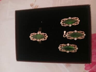 italyan qizili: Dəstə daxildir: Kulon — 2