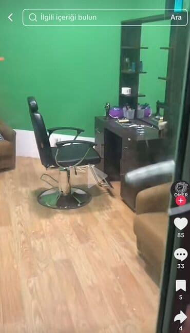 bərbər guzgusu: Bərbərxana üçün tam komplekt iş guşəsi - Salon masası: tünd taxta — 2