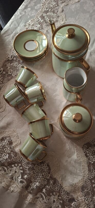 qedimi qab qacaq: Çay dəsti qədimi.yeni kimidir.çaşkanın birində kiçik qopma var.lakı — 4