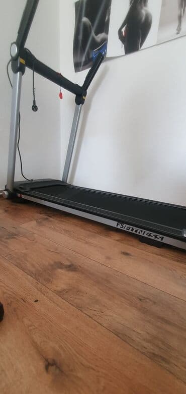 Boks kisələri: Joroto qaçış zolağı, istifadəçilərə evdə məşq etmək üçün rahat və — 12