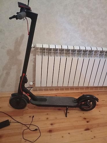 Новый Электросамокат 10", 351 - 500 Вт, 26 - 35 км/ч, Платная доставка — 2