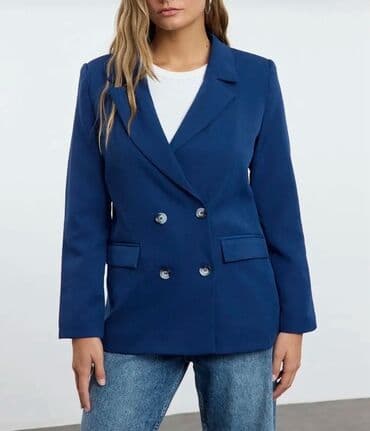 kisi pencekleri: Qadın üçün klassik ikiqat düyməli pencek. 20manat L razmer az gwyilib — 1