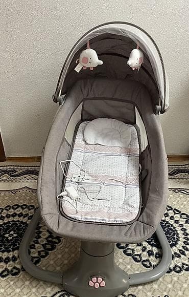 dösək: Oğlan və qız üçün, Beşik, Matras ilə, Yellənmə mexanizm ilə — 1