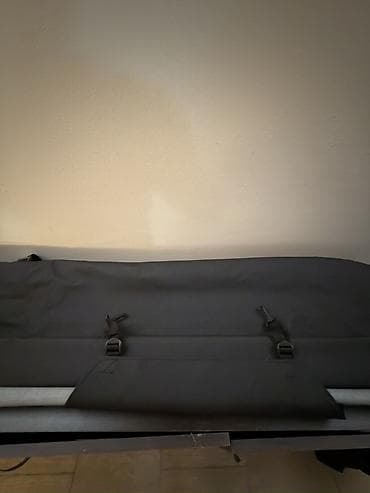 su kamaz: Jeep Wrangler dam tenti. Qara rəng, suya küləyə davamlı material — 2