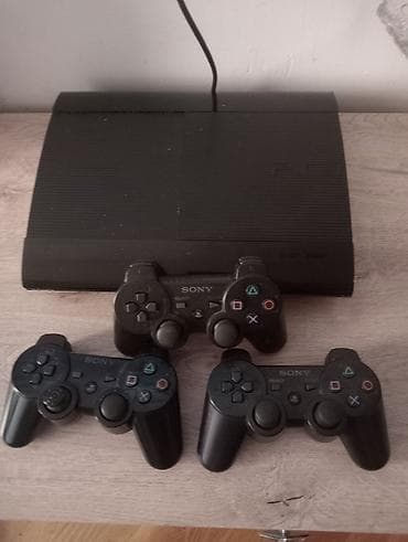 PlayStation 3 proşivkalı + 31 oyun + 3 pult real alıcıya endirim var at lalafo.az PlayStation 3 proşivkalı + 31 oyun + 3 pult real alıcıya endirim var