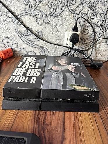 azerbaycan playstation 4: Salam Playdtation işlək vəziyyətdədir heçbir problemi yoxdur yanında — 5