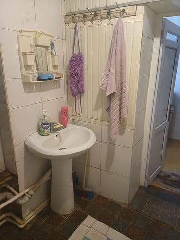 nerimanovda kiraye evler: 3 otaqlı mənzil – geniş mətbəx və yaşayış sahəsi qeyd: ev nerimanov — 8