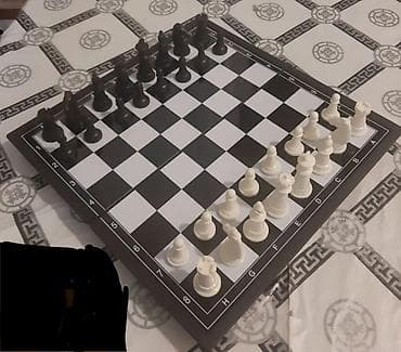 Çox az işlənib təzə kimidir şahmat taxtası maqnitlidir real alıcıya