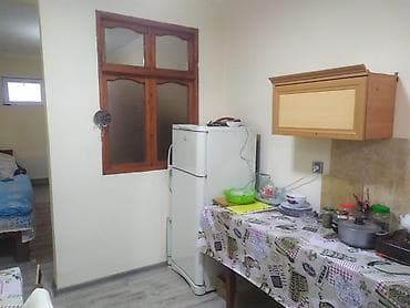 gencede ev: 🔑 Kirayə verilir! 📍 Bayıl, Duyma restoranının yanı 🛏️ 1 otaqlı — 1