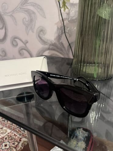 SİM-kartlar: Gün eynəyi, Michael Kors — 4