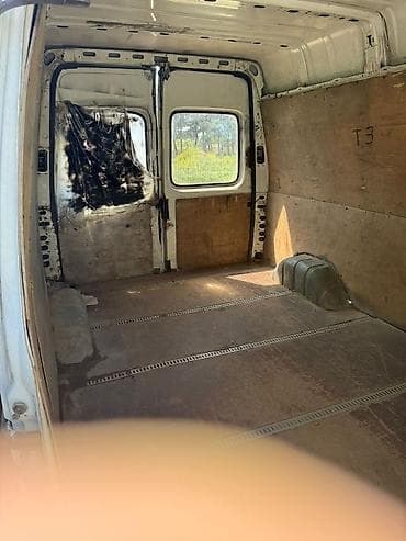 ford sedan: Ford Transit yük mikroavtobusu - Korpus: Uzun baza, yüksək tavanlı, 3 — 5