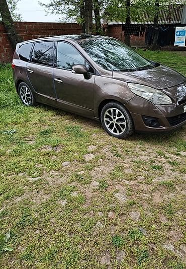 kredit ve barter masin: Renault Grand Scenic: 1.5 l | 2010 il 275000 km Van/Minivan — 3