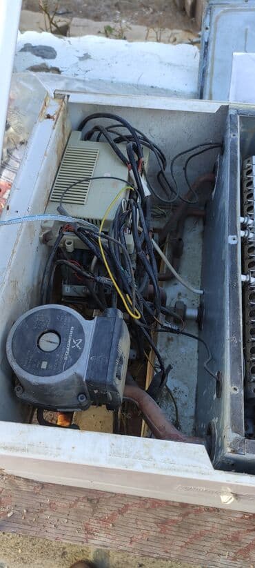 ev qizdiran: Arxasında olan balona görə sökülüb istəyən olsa ustalara falan işə — 5