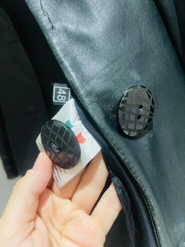 Pencəklər: Orijinal yumşaq dəri,astarlı,Ölçü: 48 (etiketdə qeyd olunub),İstehsal — 2