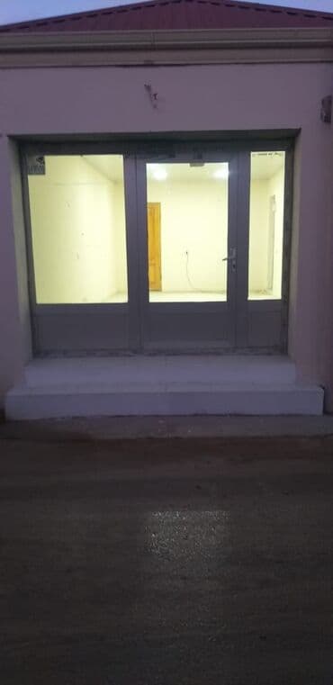 sədərək ticarət mərkəzi ünvan: Ramana qəsəbəsi.Boru zavodun yaxinligi.Arendaya verilir.Obyektin 300 — 3