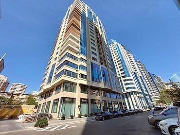 modern evler: 4 otaqlı, Yeni tikili, 240 kv. m — 2