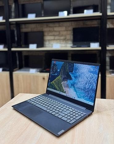 komputer 16 gb ram: Lenovo IdeaPad, 15.6 ", Intel Core i5, 256 GB — 1