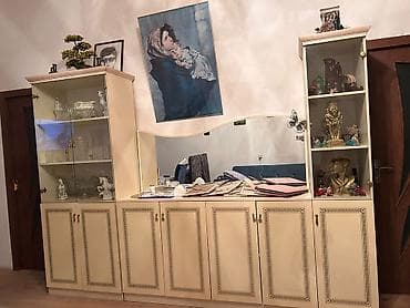 Klassik üslubda qonaq otağı mebel dəsti Tərkibi: - Geniş