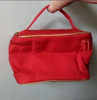 Çantalar: Qırmızı kosmetik/aksesuar çantası - Ölçü: orta həcmli, dərin əsas — 3