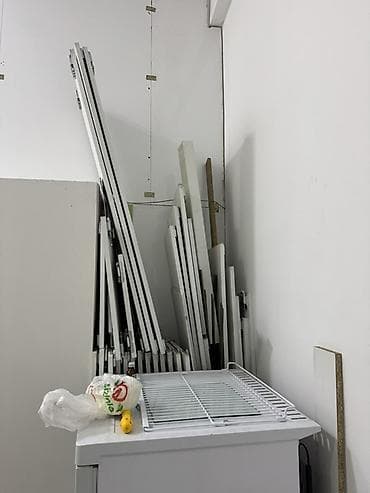 aptek vitrinləri: Aptek üçün tam vitrin və mebel dəsti Tərkib: - Ön kassaya uyğun — 8