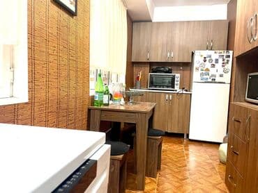 qusarda ucuz kiraye evler: Tibb Universitetinin yanında 9 mərtəbəli binanın 3-cü mərtəbəsində — 10