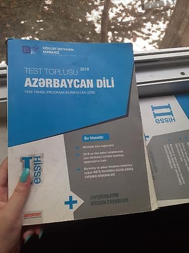 İdman və istirahət: Az dili toplu 1ci hissə satılır 3 azn içi təmizdir az istifadə olunub — 1
