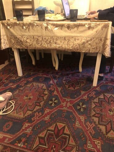 işlənmiş stol stul dəsti: Oturacaglarda var 4 edet oturacaglar biri 12 azn — 1