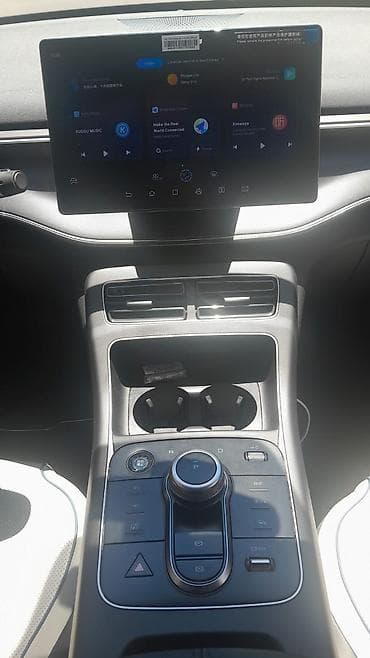 Nəqliyyat: BYD Qin Plus DM-i hibrid sedan - Güc qurğusu: DM-i plug-in hibrid — 4
