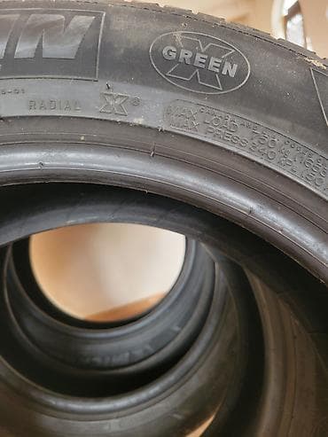 mini karavan: Şin Michelin 215 / 55 / R 17 — 3