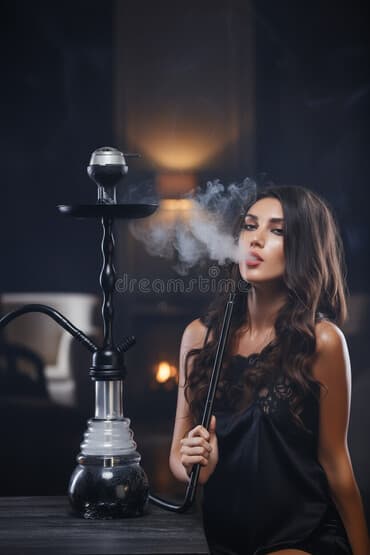 Qəlyançı tələb olunur