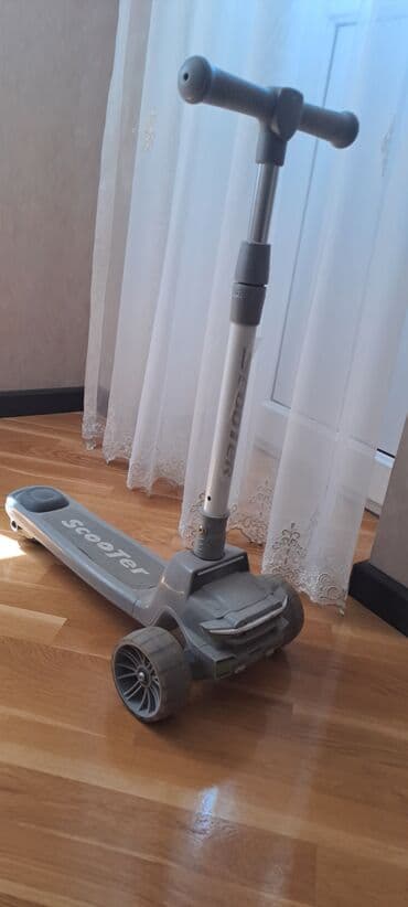 hoverboard qiymeti bakida: Evde surulub.40azn. musiqili — 2