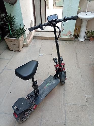 1200: Yeni Elektrik samokat 10", 751 - 1000 Vt, > 45 km/s — 2