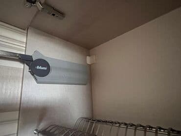 inek sudu: Mətbəx mebeli dəsti - Üst dolablar: parlaq açıq rəngli fasadlar, uzun — 4