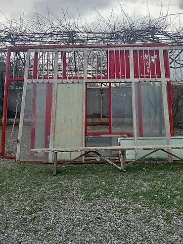 Dəmir və şüşə konstruksiya dəsti - Qırmızı-ağ çərçivəli, Dəmir — 2