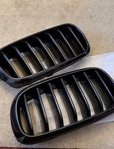 w202 abirsofka: BMW X5 F15 üçün radiator barmaqlığı parlaq qara Originaldır Üstden — 2