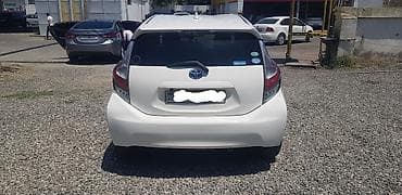 Nəqliyyat: Toyota Aqua: 1.5 l | 2018 il Hetçbek — 2