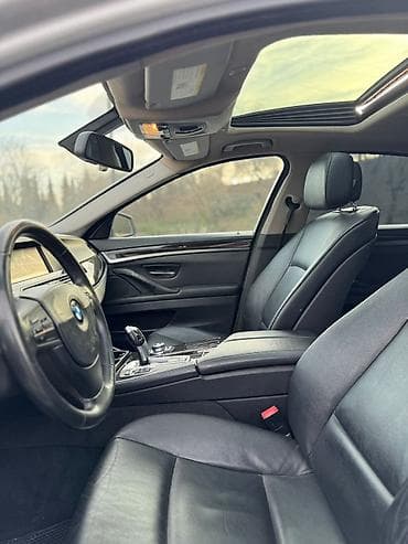 BMW 525: 2 l | 2013 il Sedan — 9