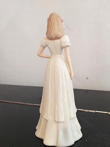 Монеты: Высота 22см — 2