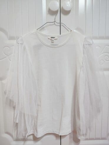 klassik koynekler: Teze Koton T shirt. Dolabda qalib baha alinib 13 azn satilir. eyinde — 2