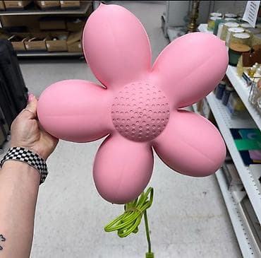 divar bezekleri: Ikea nachnik evde yer tutur deye satilir 20 azn — 1
