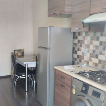 Kirayə üçün studio tipli mənzil.Gəncədə GDU min 2 ci korpusuna