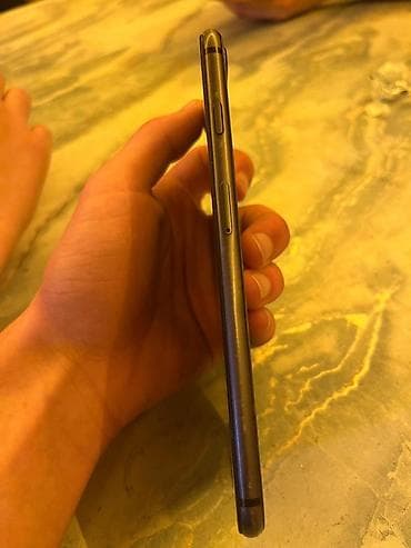 ucuz telefon aksesuarları: IPhone 8 Plus, 64 GB, Qara, Qırıq — 4