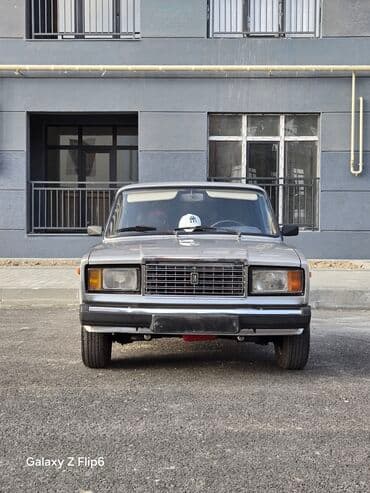 pilus masin: VAZ (LADA) 2107: 1.6 l | 2001 il 67405 km Sedan — 18